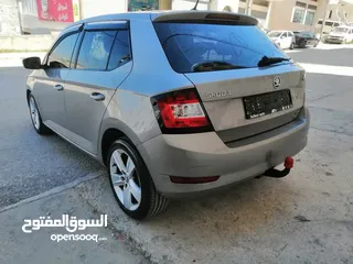  1 سكودا فابيا اتوماتيك