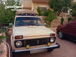  8 لادا نيفاموديل 1993