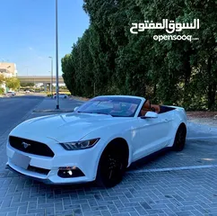  2 Mustang Convertible V6 2016 excellent condition