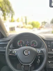  9 Volkswagen E-Lavida 2019