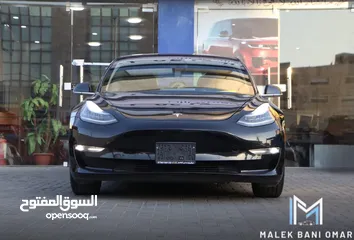  2 Tesla model 3 mid range 2018