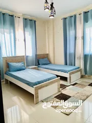 18 شقةسوبر ديلوكس مفروشة للايجار الشهري