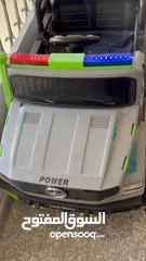  2 سيارة اطفال بحاله ممتازه جدا