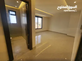  19 شقة فارغة للبيع بين الدوار الرابع و الخامس - ref: 14608