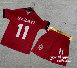  8 تيشيرتات واطقم رياضية   ميسي ورونالدو   مبابي ريال مدريد  لامين يامال برشلونة   المنتخب الاردني