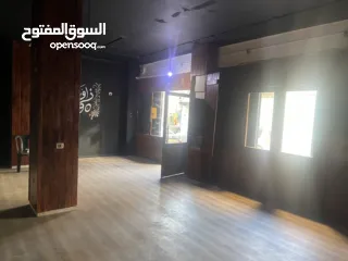  2 محلات للايجار مع المالك مباشرة عدد (2) في رام الله التحتا شارع الحسبة القديمة بجانب مخبز خلف، مساحة