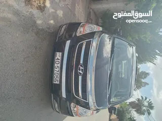  1 باص جراند ستارتكس موديل 2015  استعمال شخصي5 مقاعد  مع مقاعد اضافيه ديزل