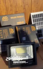  1 لوحة مع كشافين طاقة شمسية 1500 وط ماركة اديسون العالمية