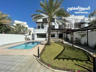  10 5 + 1 BR Fabulous Villa with Private Pool in Bausher