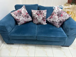  1 طقم كنب 7 مقاعد