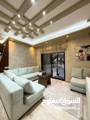  17 ‏شقة فاخرة 4 نوم للبيع او للإيجار السنوي بمساحة داخلية 322 وخارجية 650