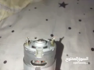  3 موتور صغير 10.8ڤولت بحالة ممتازة و بسعر ناار