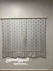  1 roller curtain
