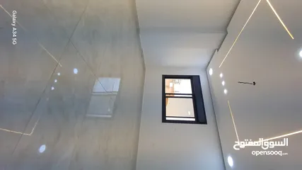  5 شقة فاخرة للبيع التامنة ط2هندسي 155م + تراس ومصعد