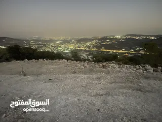  3 الموقع الاجمل للبناء والهدوء والاطلالة المرتفعة البانورامية فوق الاحراش.