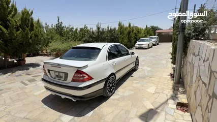  3 ‏(Elegance) ‏Mercedes-Benz C200 Kompressor  • White • 2007