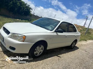  4 هونداي فيرنا