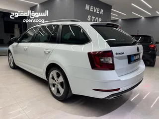  6 Skoda Octavia station