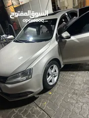  5 Volkswagen Jetta 2000cc