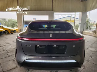  30 شانجان افاتار موديل 2023 AVATR 11 دفع كلي AWD وثنائي