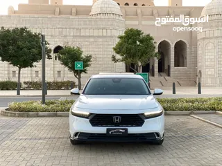  3 Honda Accord TOURING 2.0 2024  4 سلندر 2.0  سي  سي  تشغيل بصمة تبريد و تسخين كراسي  تسخين كراسي خلفي