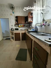  15 للبيع شقه ارضيه الثالثه مع ترس وكراج وارتداد جانبي وخلفي واسع