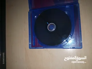  5 مطلوب ps5 بدل ps4 أصلية مستوردة من السعودية  مطيوف إليها معجون تض الاحترار و لعبة ردد بفرقية 100