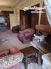  15 فيلا للبيع بمساحه حديقه كبيره و البيع بسعر الأرض