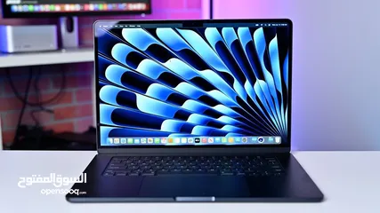  1 MacBook Air M4 13.6” (2025)  16GB RAM / 512GB SSD  معالج 10-Core