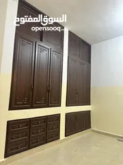  5 بيت لبيع طابقين مرخص ومفروز