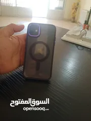  4 أيفون 11عادي 256 جيجا بطاريه 86 جهاز نضيف مغير شاشه  ومغلق أيكلاود فقط بحاجة فتح أيكلاود
