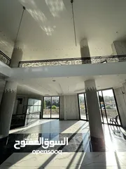  11 محلات تجارية للإيجار داخل مجمع تجاري في عبدون - خلف السفارة السعودية