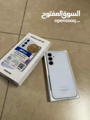  4 هاتف samsung A35 5G لون فضي مساحة 128 رام 6 مستعمل سنة وحده فقط الجهاز ولا خدش ولا بشكي من شي 100%