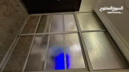  4 باب ألمنيوم سحاب