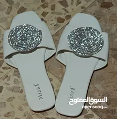  32 شروة قمصان