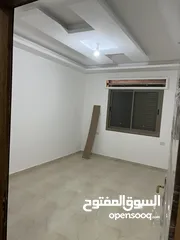  5 شقة تسوية اولى شبه ارضي سوبر ديلوكس للبيع من المالك مباشرة في ارقى المواقع واجملها في الزرقاء الجديد