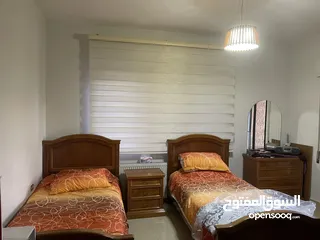  13 تفصيل و تركيب و صيانة جميع انواع ستائر الزيبرا التركية و اللنن و الرولو و جميع انواع الستائر القماش