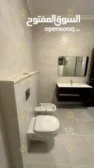  6 شقة سوبر ديلوكس - النخيل - 3نوم 2ماستر - 240م - بلكونات بإطلالــــه مميزة - موقع مميز