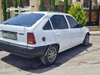  6 اوبل كاديت 1990 للبيع