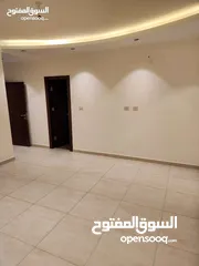  6 شقة فارغه سوبر ديلوكس في شميساني للايجار