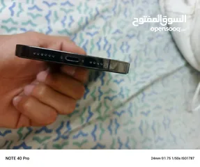  5 للبيع آيفون بحالة وكالة