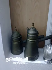  1 غلايه عداد 2. شمال  غلاية ثقيله مع شمعاه دان مع مزهريه الغلايات قديمه جدا جدا جدا