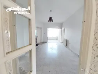  13 شقه للايجار منطقه الدوار الرابع ( Property 32672 ) سنوي فقط