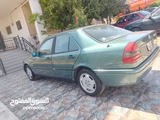  1 مرسيدس 1995 4جيد ولا ملاحضه