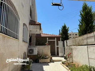  3 منزل مستقل طابقين بتشطيبات مميزة وموقع مميز للبيع