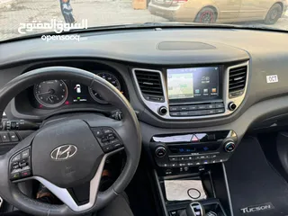  4 Hyundai Tucson 1.6 turbo