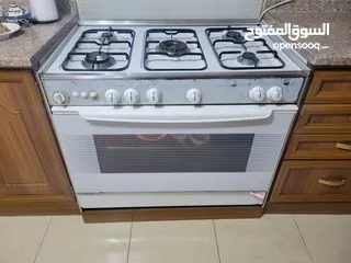  5 غاز تكنو إيطالي بحالة ممتازة خمس عيون