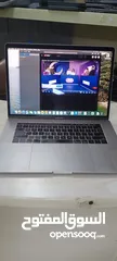  1 Apple macbook core i7 chip