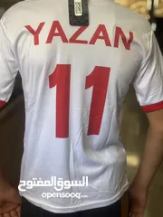  2 تيشيرتات واطقم رياضية ميسي ورونالدو مبابي ريال مدريد لامين يامال برشلونة المنتخب الاردني