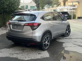  3 Honda HR-V 2021 7500km